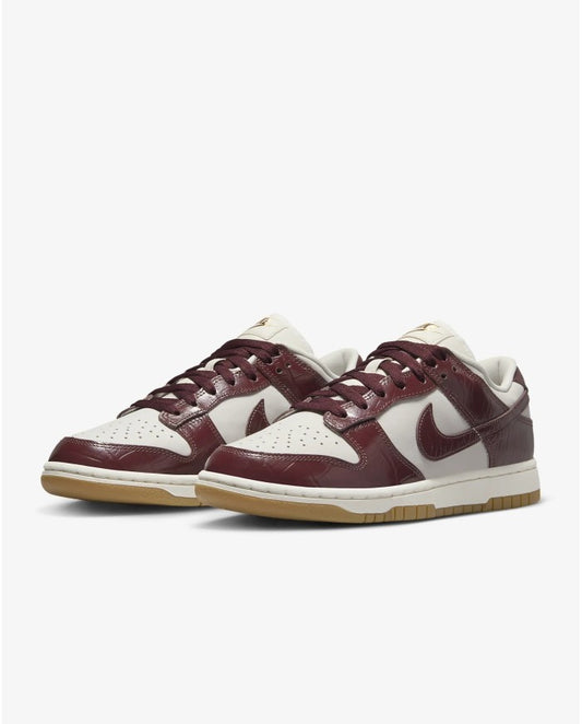 DUNK LOW LX